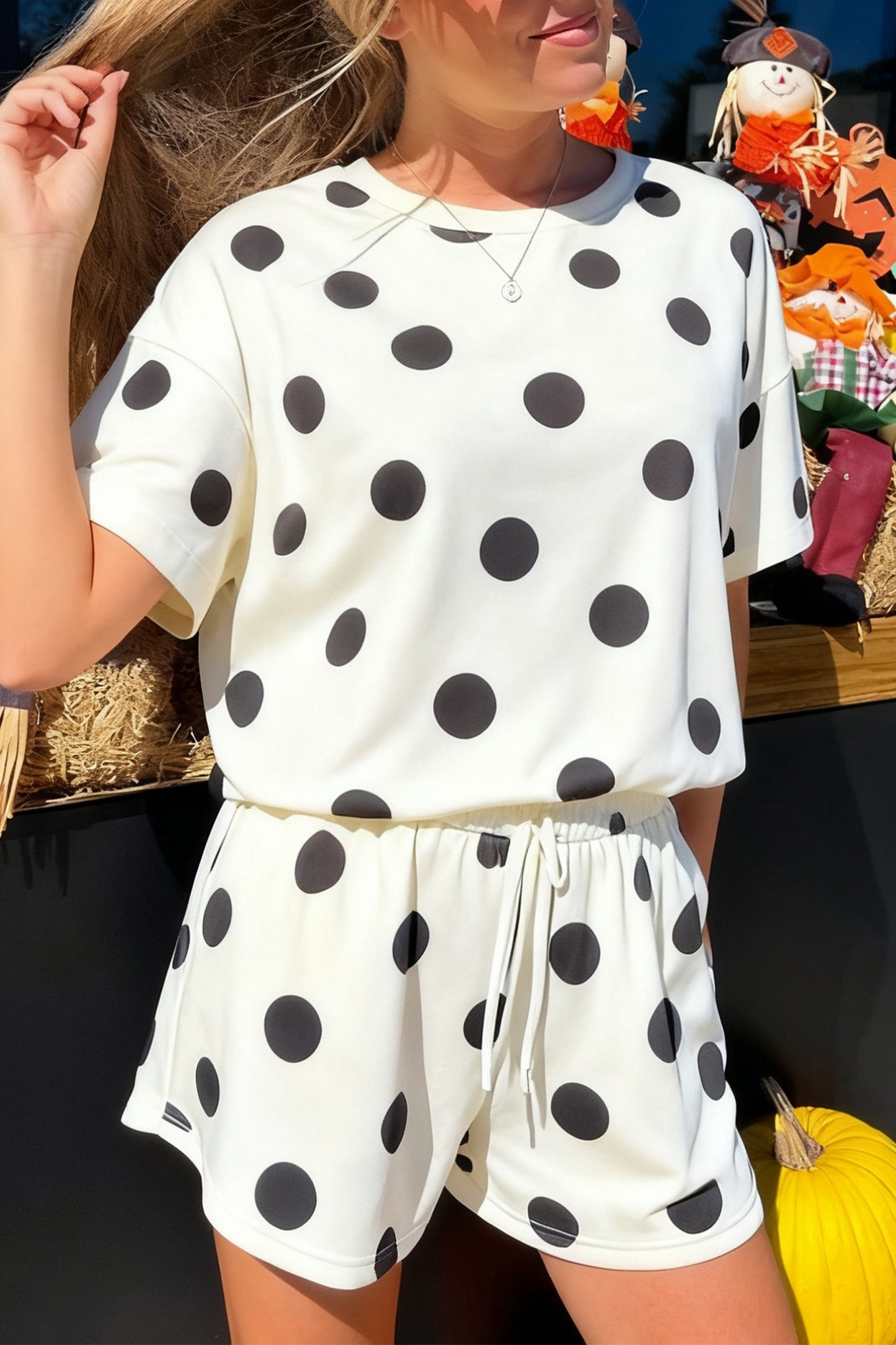 POLKA DOT LOUNGE