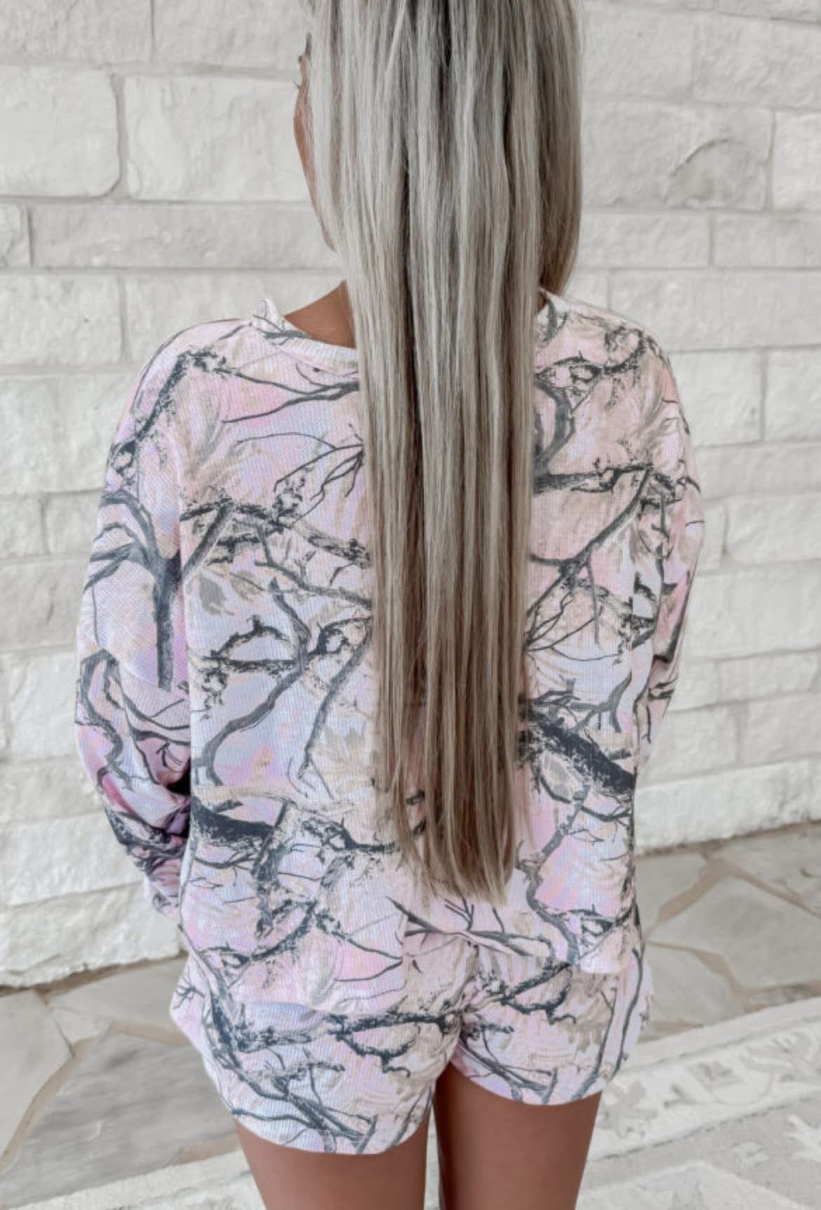 PRETTY IN CAMO