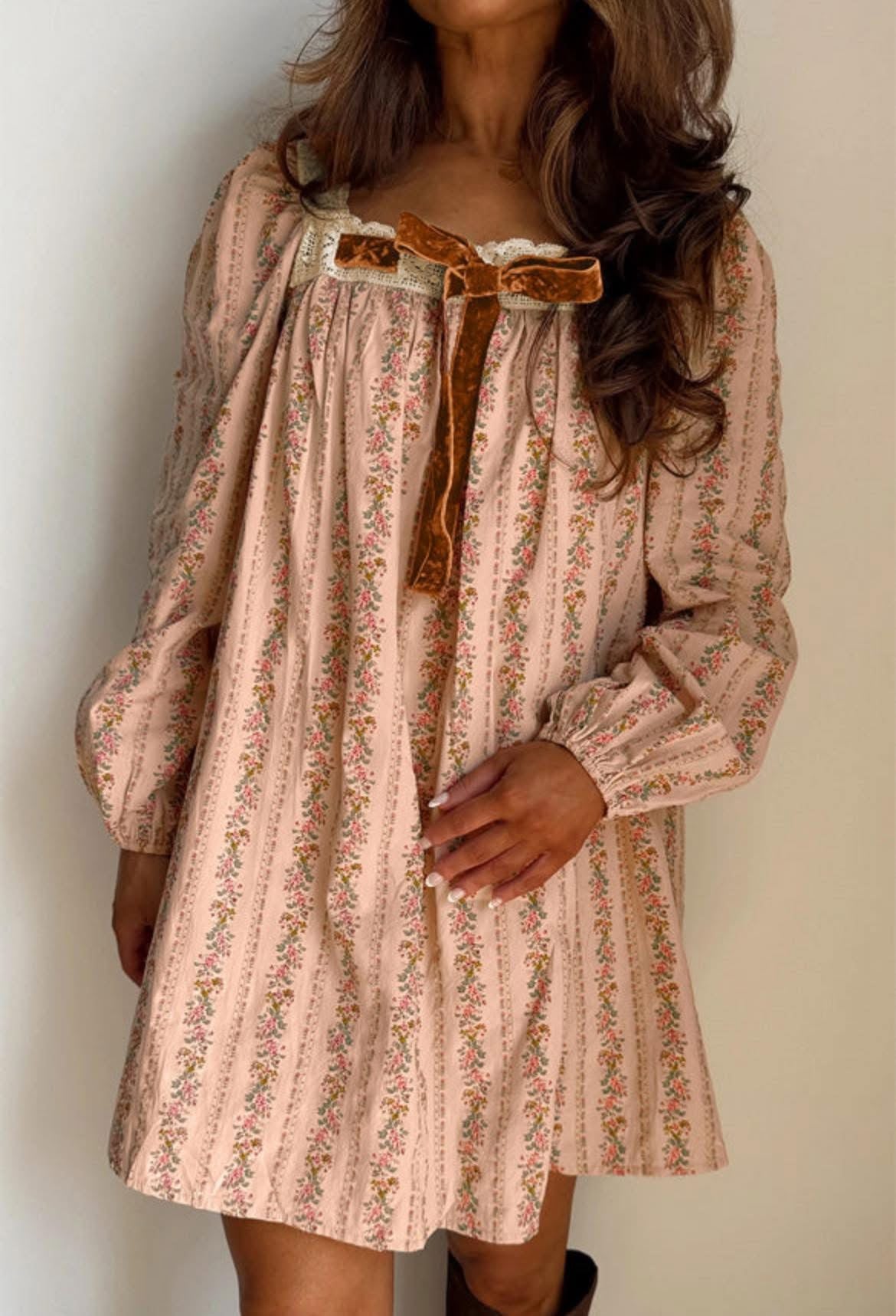 VINTAGE PETAL